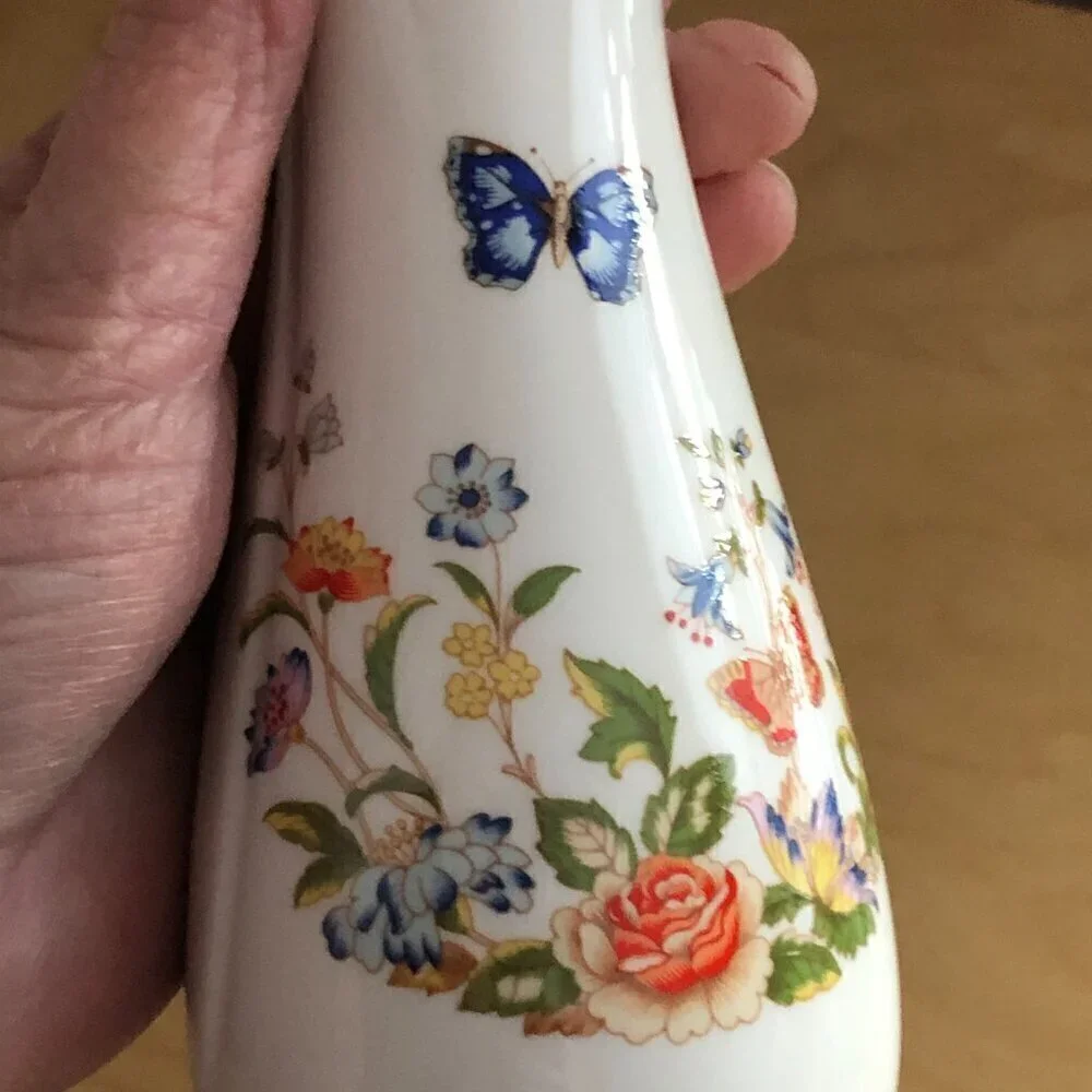 Aynsley Cottage Garden Flowers & Butterfly White Blue Pink Georgian Vase